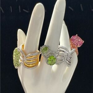 #3 BUNDLE    Five (5) Beautiful Rings.   size 8  Sharing personal jewelr…